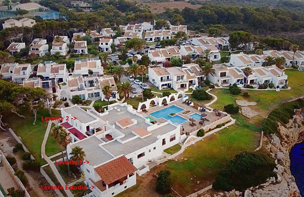 Wohnanlage in erster Meereslinie - vielseitiges Investment in der Cala Serena